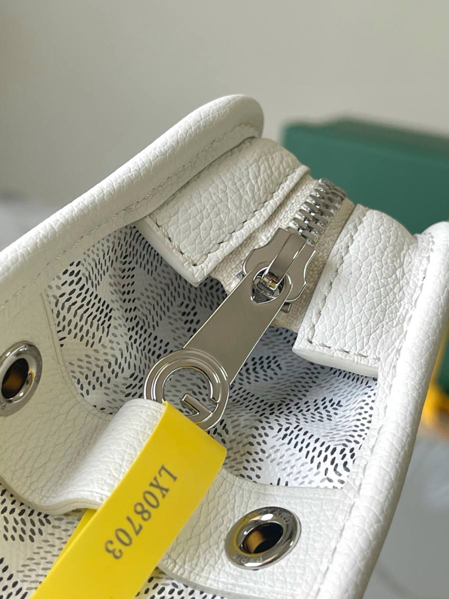 RP 2593000 Goyard Jouvence GM GM 24x16x16 E524