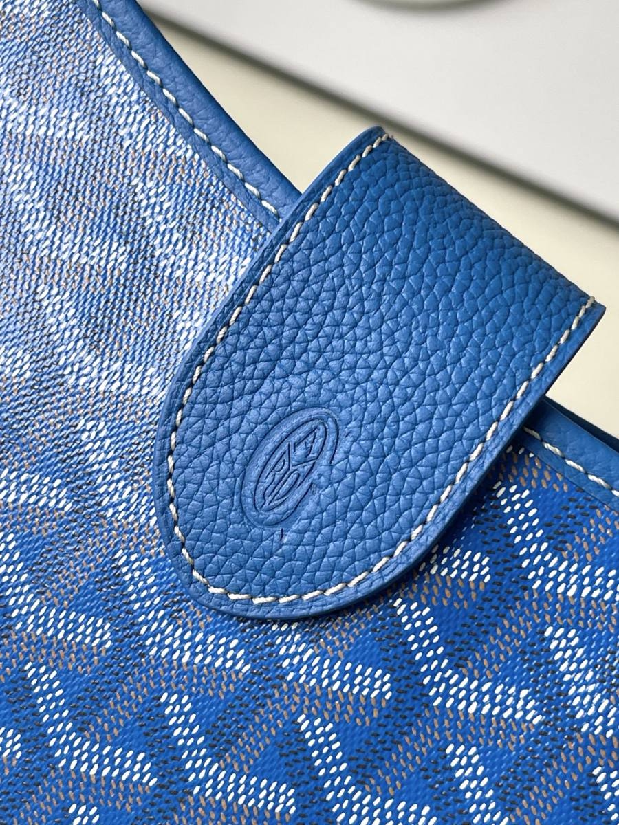RP 2944000 Goyard Musette Hobo 2050