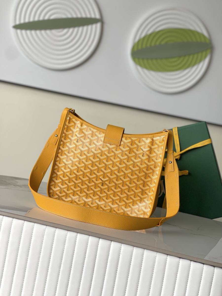 RP 2944000 Goyard Musette Hobo 8937