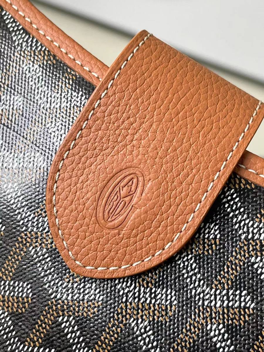 RP 2944000 Goyard Musette Hobo 9248