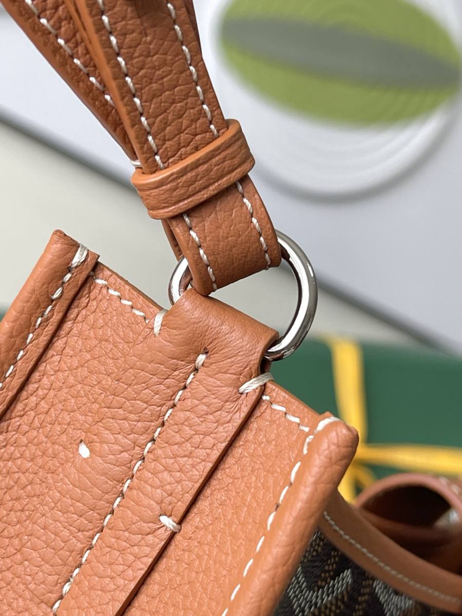 RP 2944000 Goyard Musette Hobo 9248