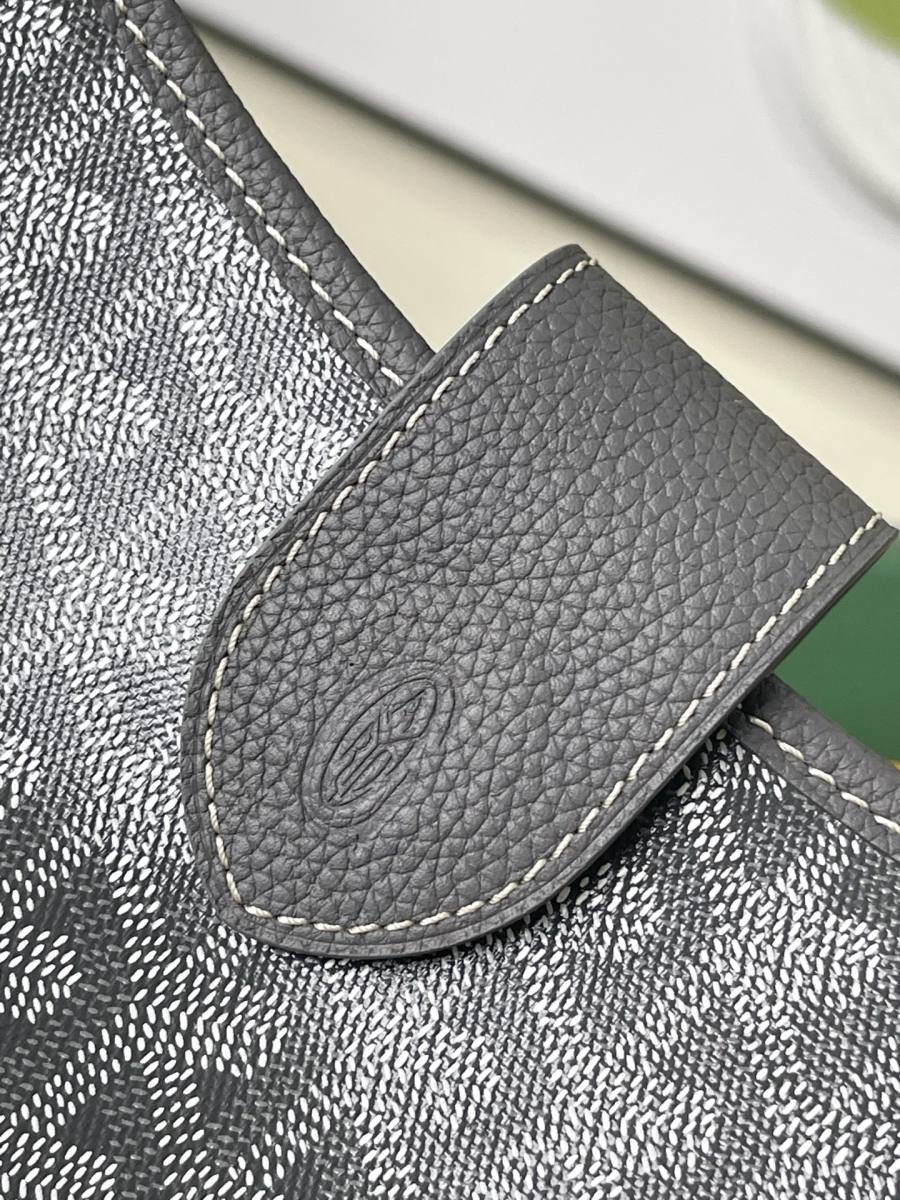 RP 2944000 Goyard Musette Hobo F8A1