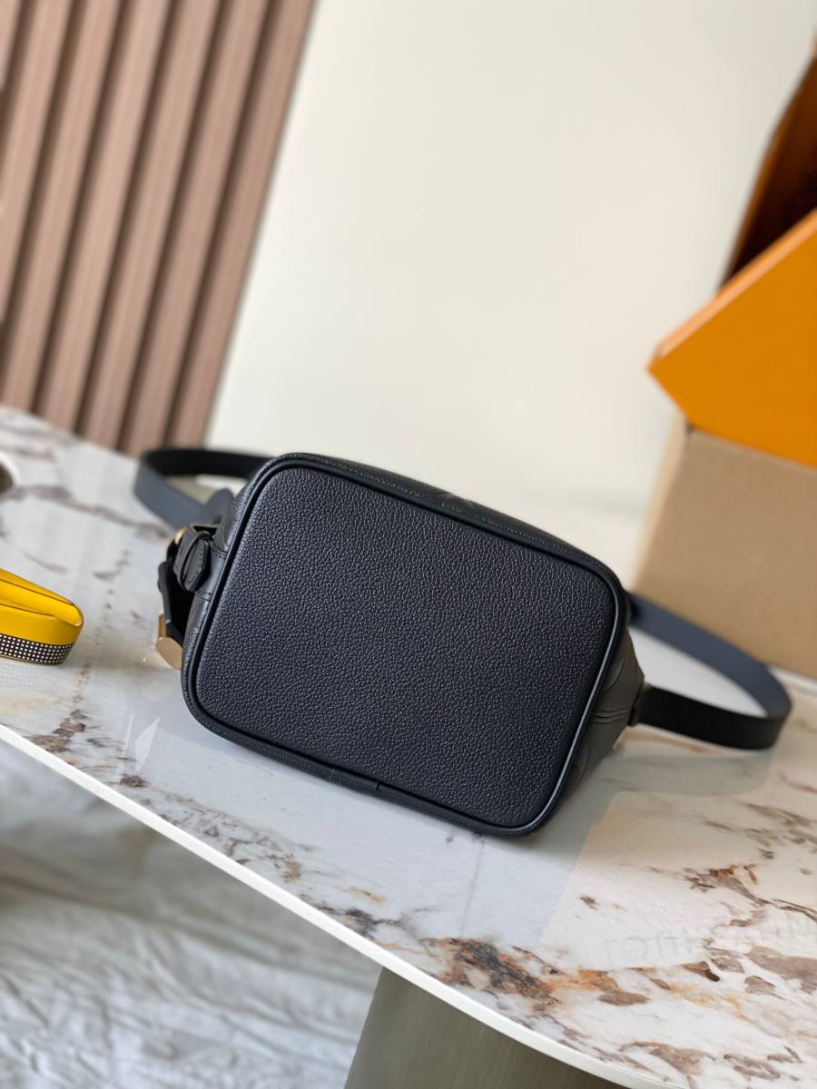 Louis Vuitton All In M13480 Black 2C18