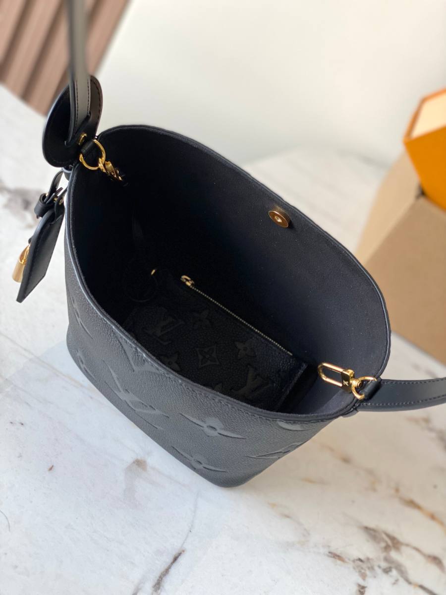 Louis Vuitton All In M13480 Black 2C18