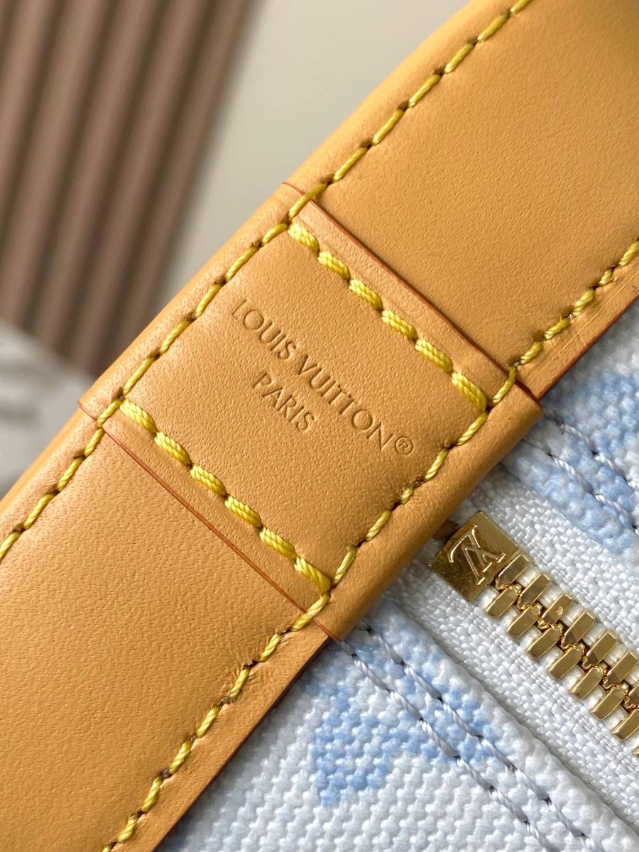 Louis Vuitton Alma BB M27526 17.5 x 11 0B8E