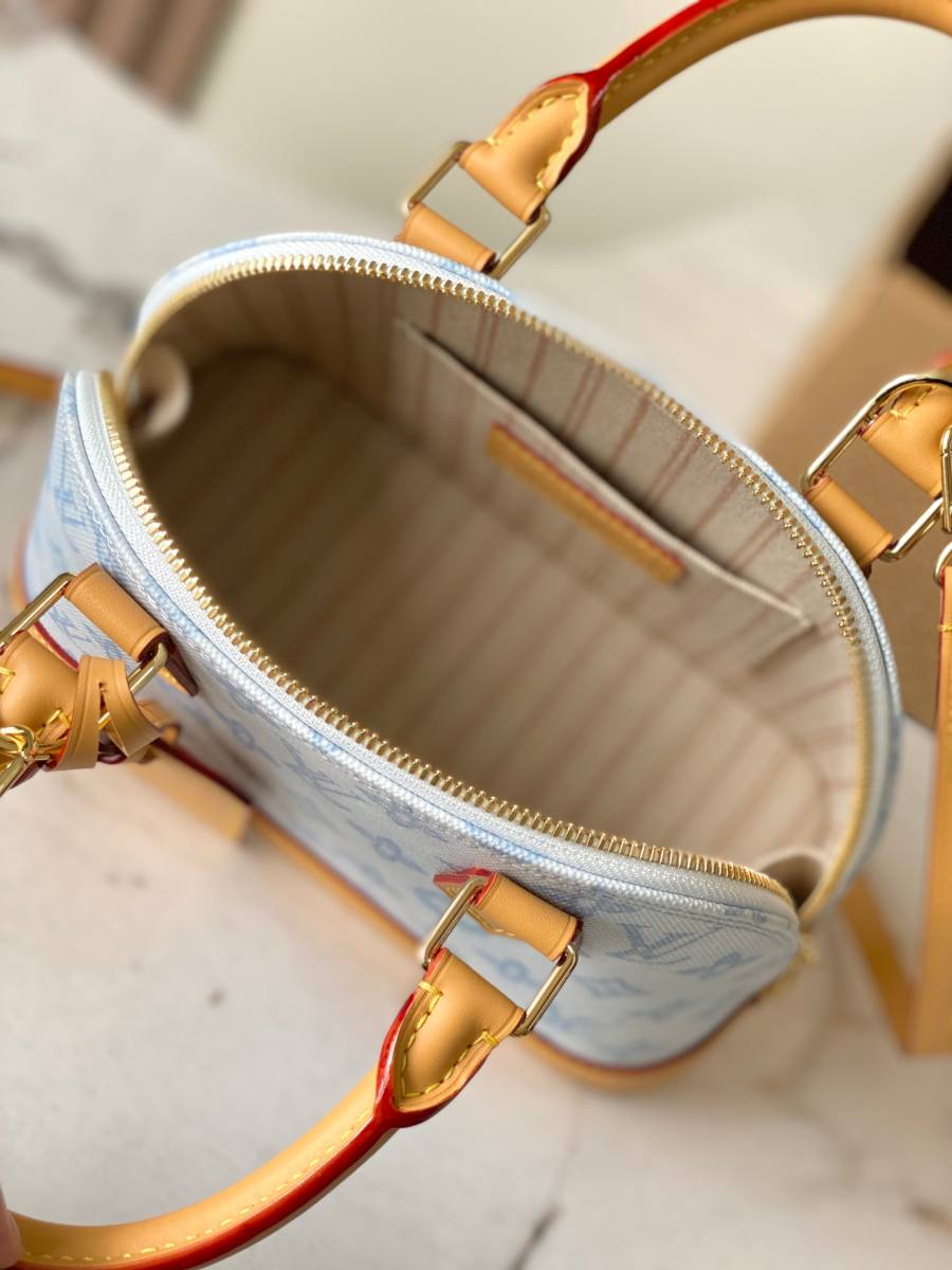 Louis Vuitton Alma BB M27526 17.5 x 11 0B8E