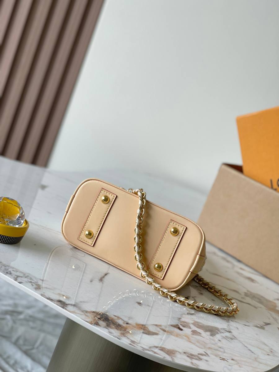 Louis Vuitton Alma M25529 18 x 12 x 8 BF16