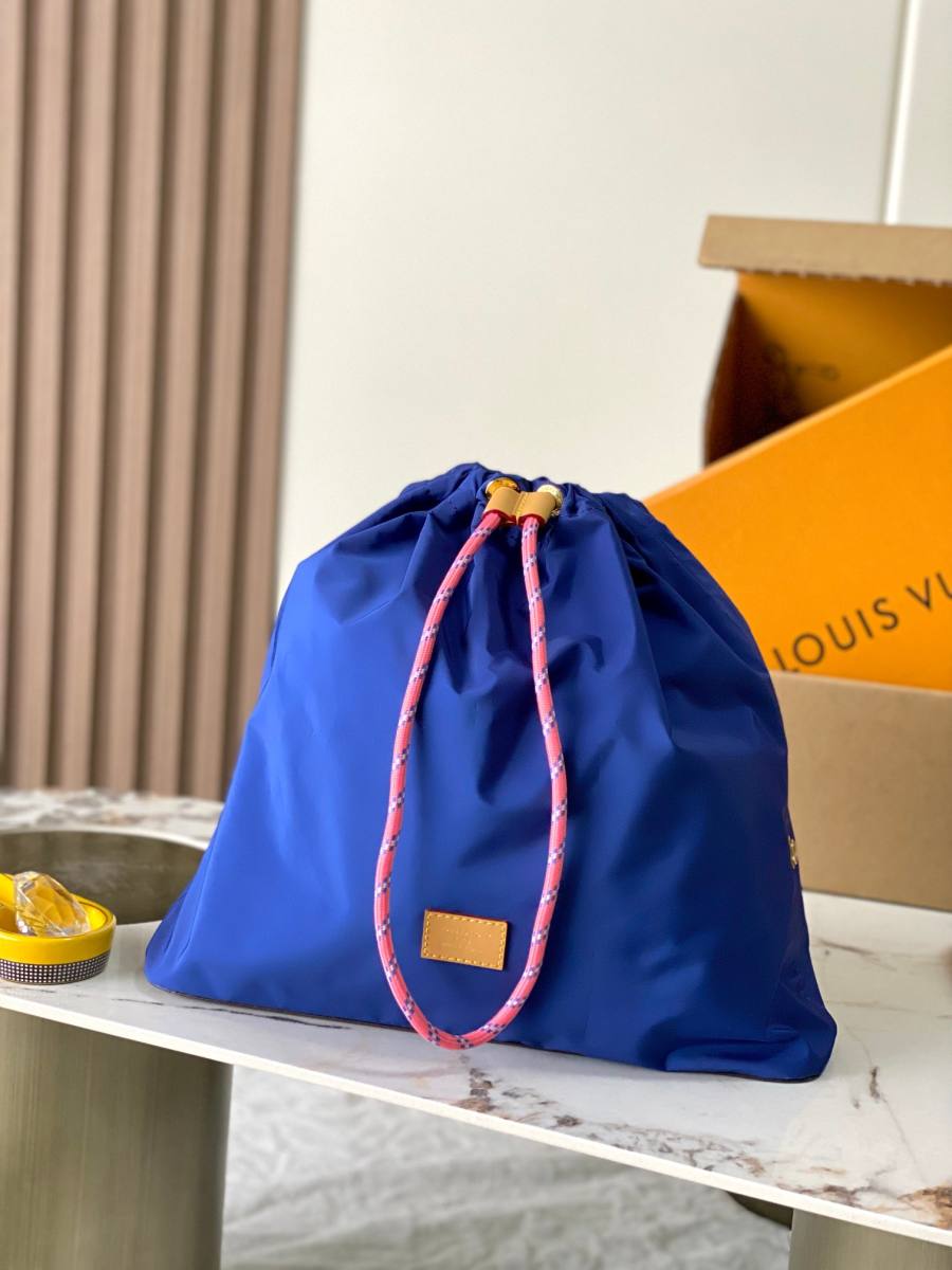 Louis Vuitton Alma MM M27327 36 x 28 x 17 75CF