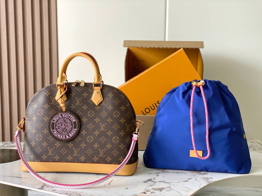 Louis Vuitton Alma MM M27327 36 x 28 x 17 75CF