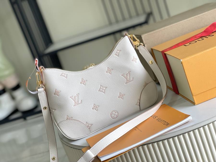 Louis Vuitton Boulogne M14634 29 x 17 x 10 5843