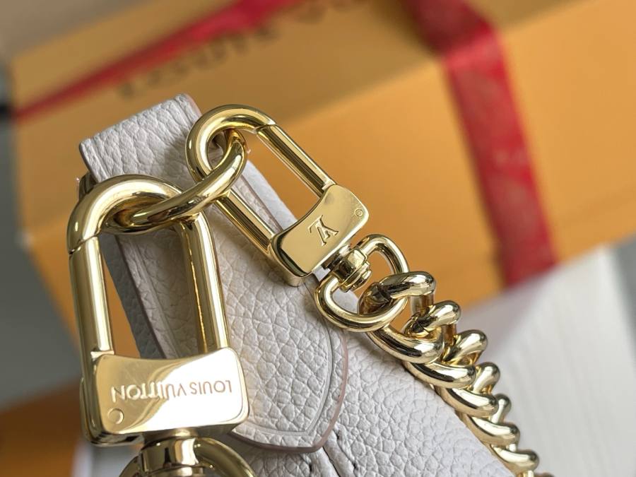 Louis Vuitton Boulogne M14634 29 x 17 x 10 5843