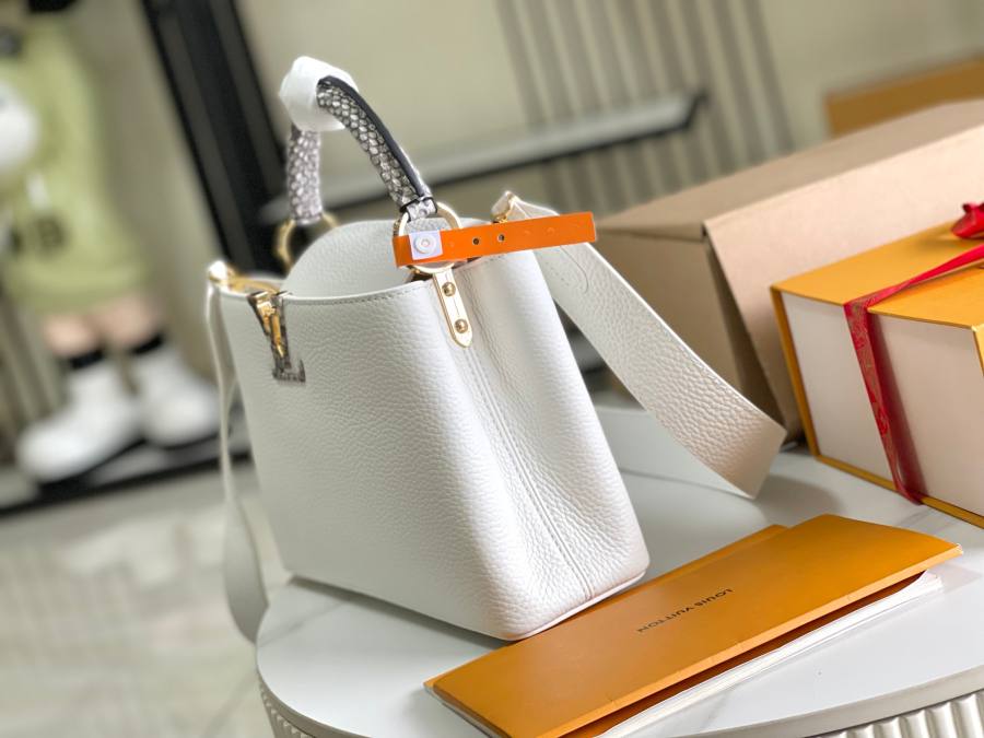 Louis Vuitton Capucines BB N98478 White 577E