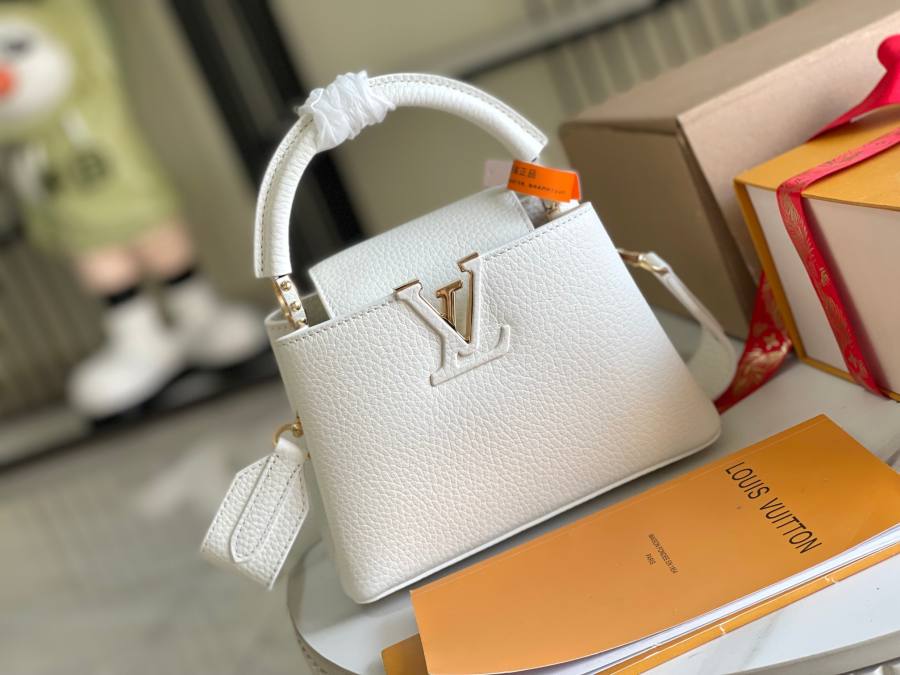 Louis Vuitton Capucines BB White AFB6