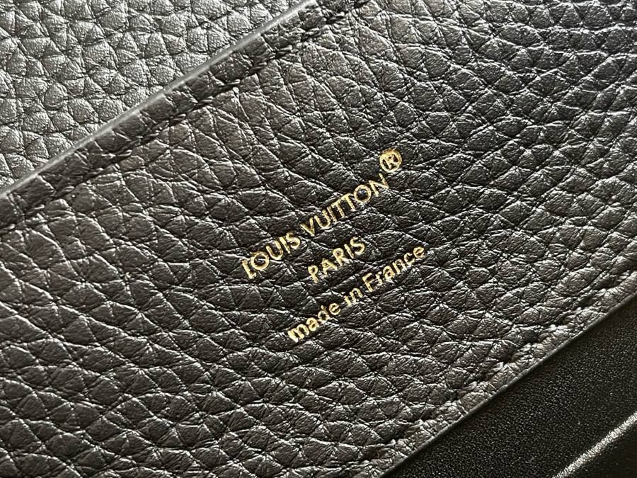 Louis Vuitton Capucines Black 9D41