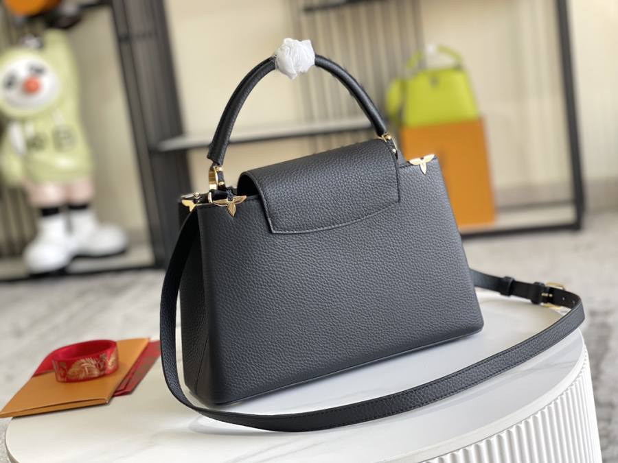 Louis Vuitton Capucines Black E5AE