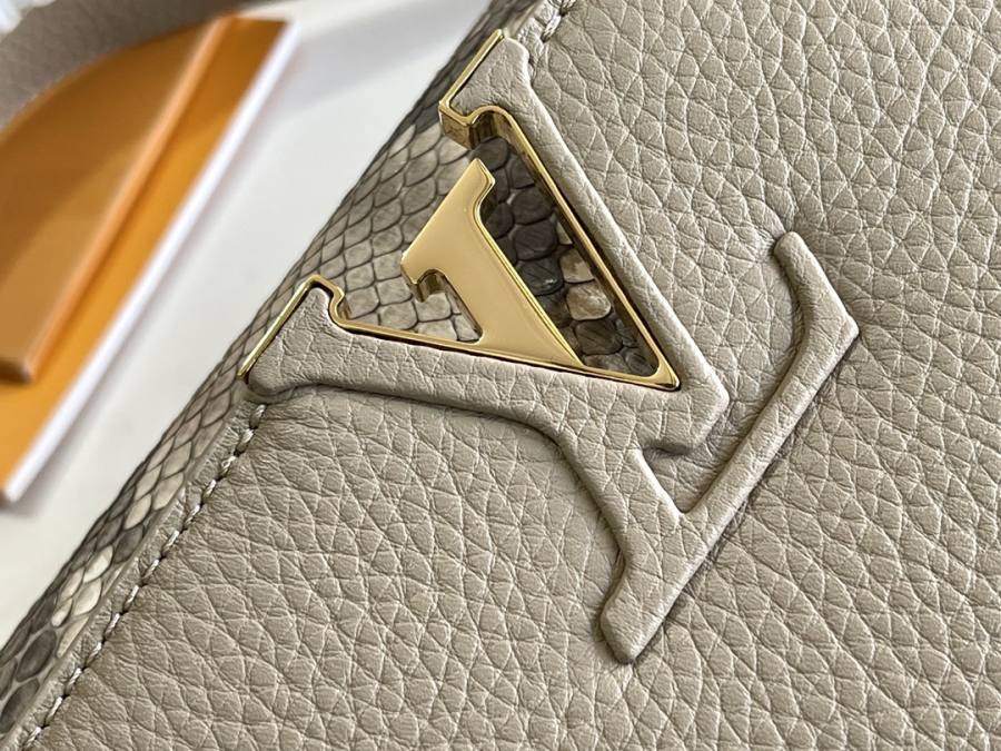 Louis Vuitton Capucines Elephant Grey 7778