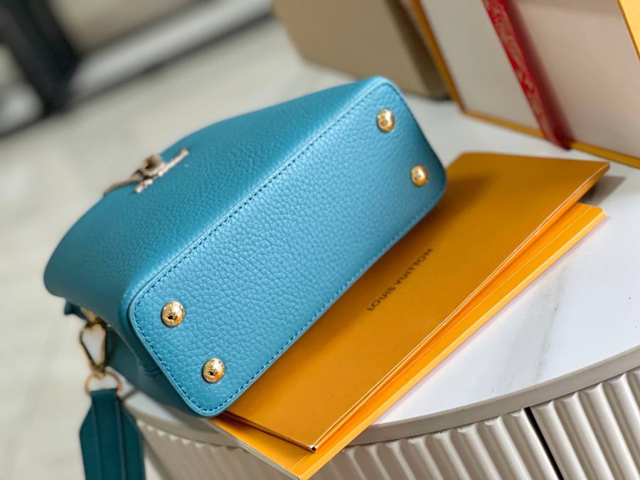 Louis Vuitton Capucines MINI 0848