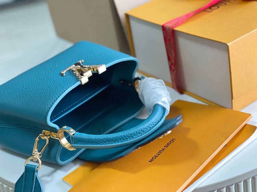 Louis Vuitton Capucines MINI 0848
