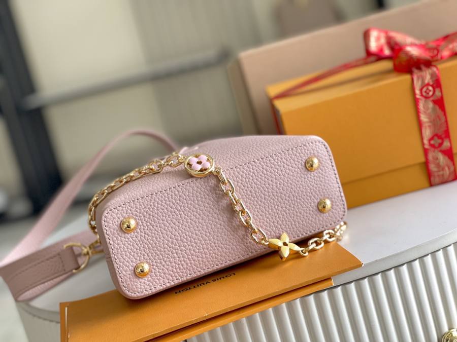 Louis Vuitton Capucines Pink 8394