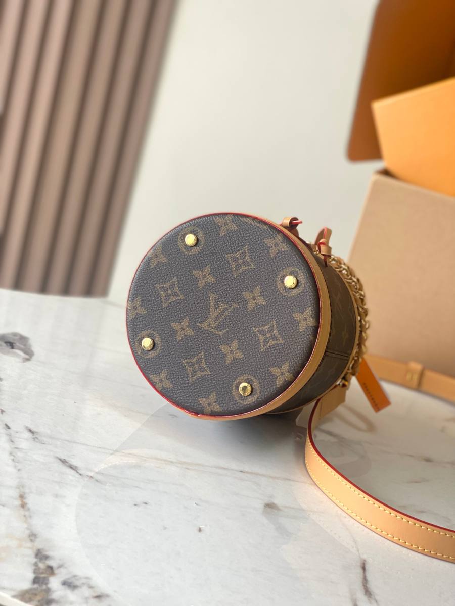 Louis Vuitton Compact Wallet M83481 11 x 9 x 3 2257