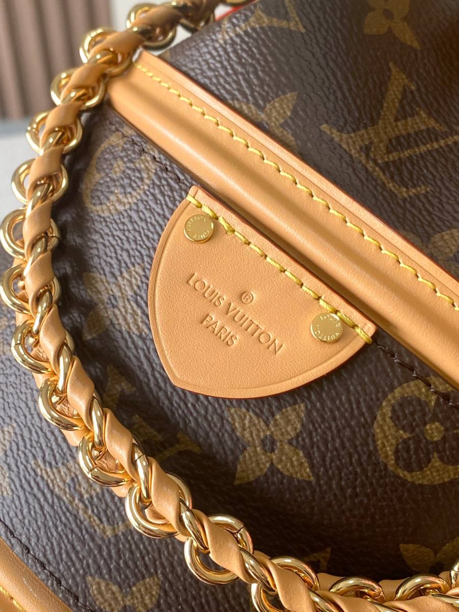 Louis Vuitton Compact Wallet M83481 11 x 9 x 3 2257