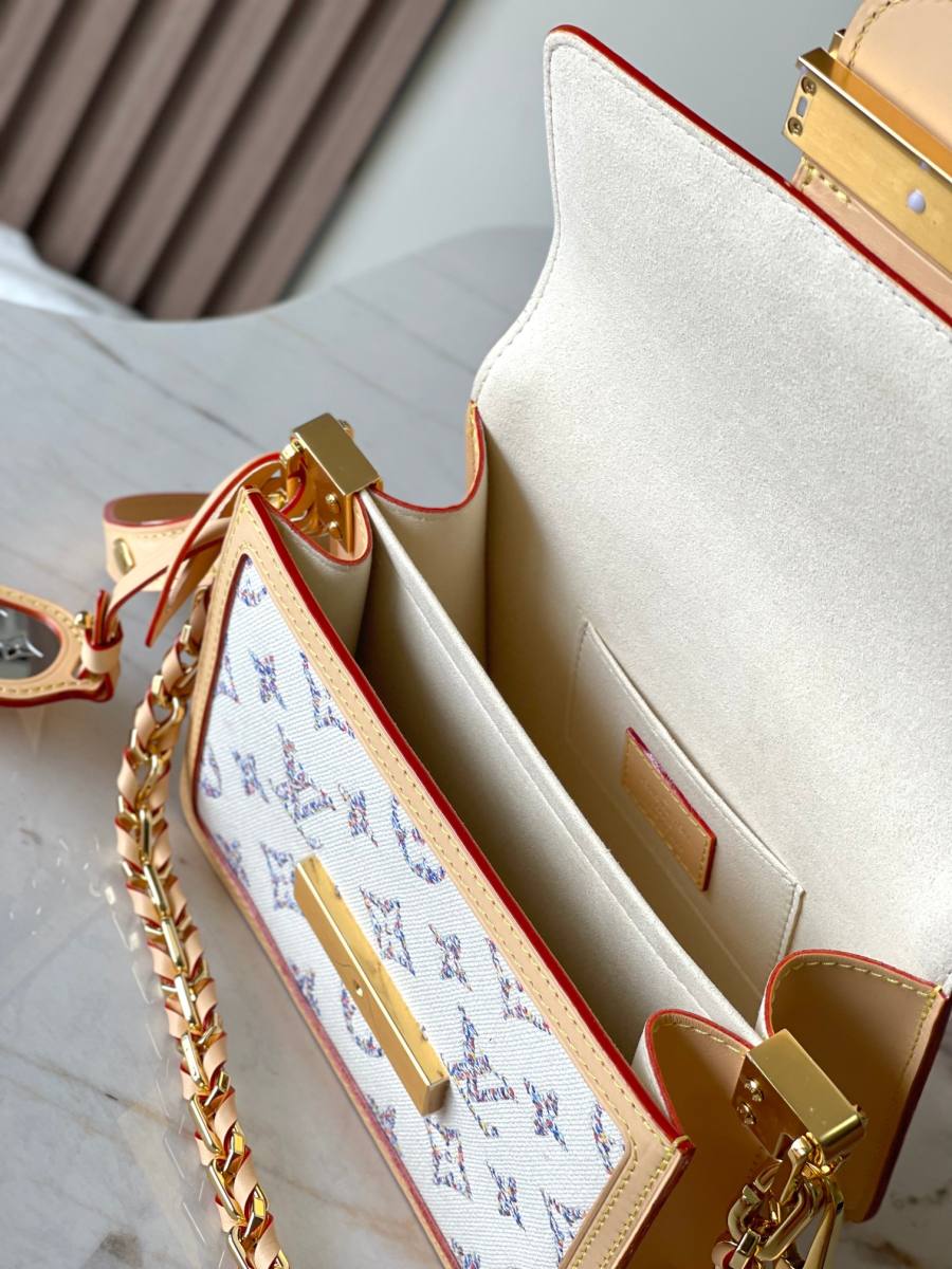 Louis Vuitton Dauphine Mini 54F9
