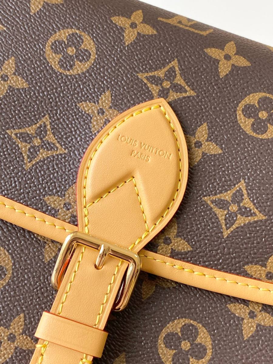 Louis Vuitton Diane M29631 26 x 11 x 31 F974