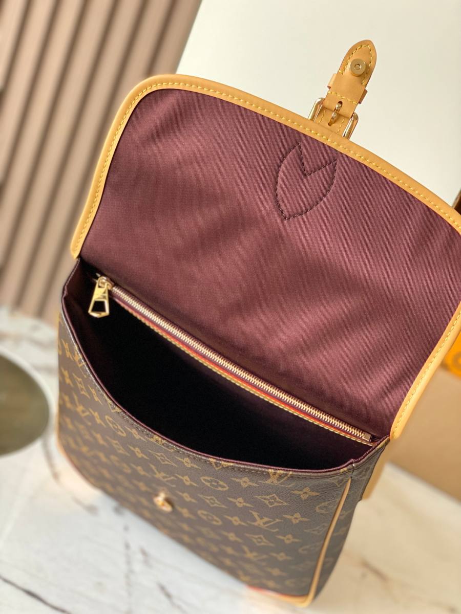 Louis Vuitton Diane M29631 26 x 11 x 31 F974