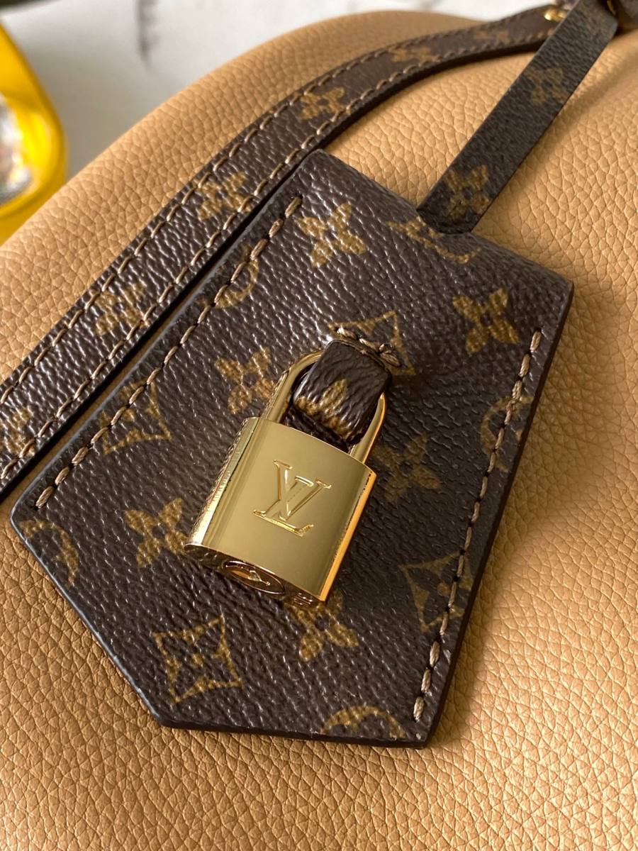 Louis Vuitton Express M2A076 B1EE
