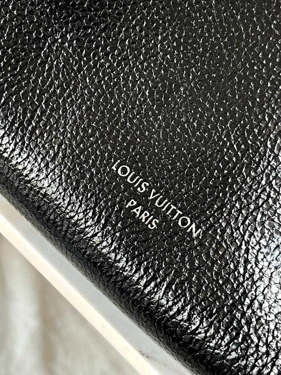 Louis Vuitton Express PM M27920 26 x 17 x 13.5 Black A139