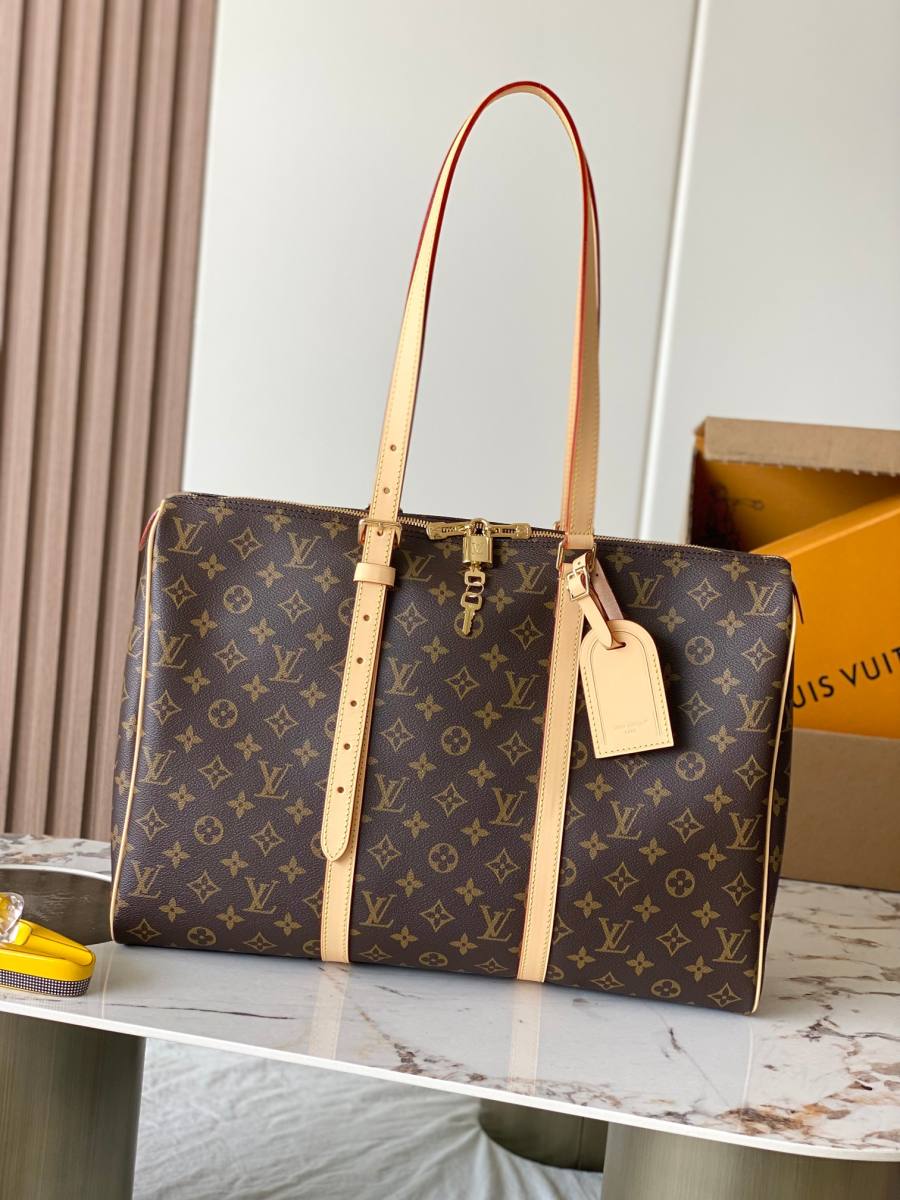 Louis Vuitton Flanerie 45 M2A305 15 x 45 x 3 B01A
