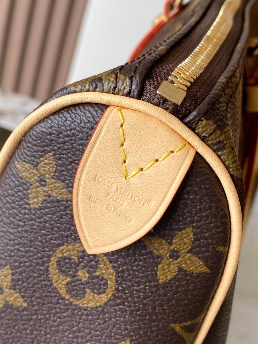 Louis Vuitton Flanerie 45 M2A305 15 x 45 x 3 B01A