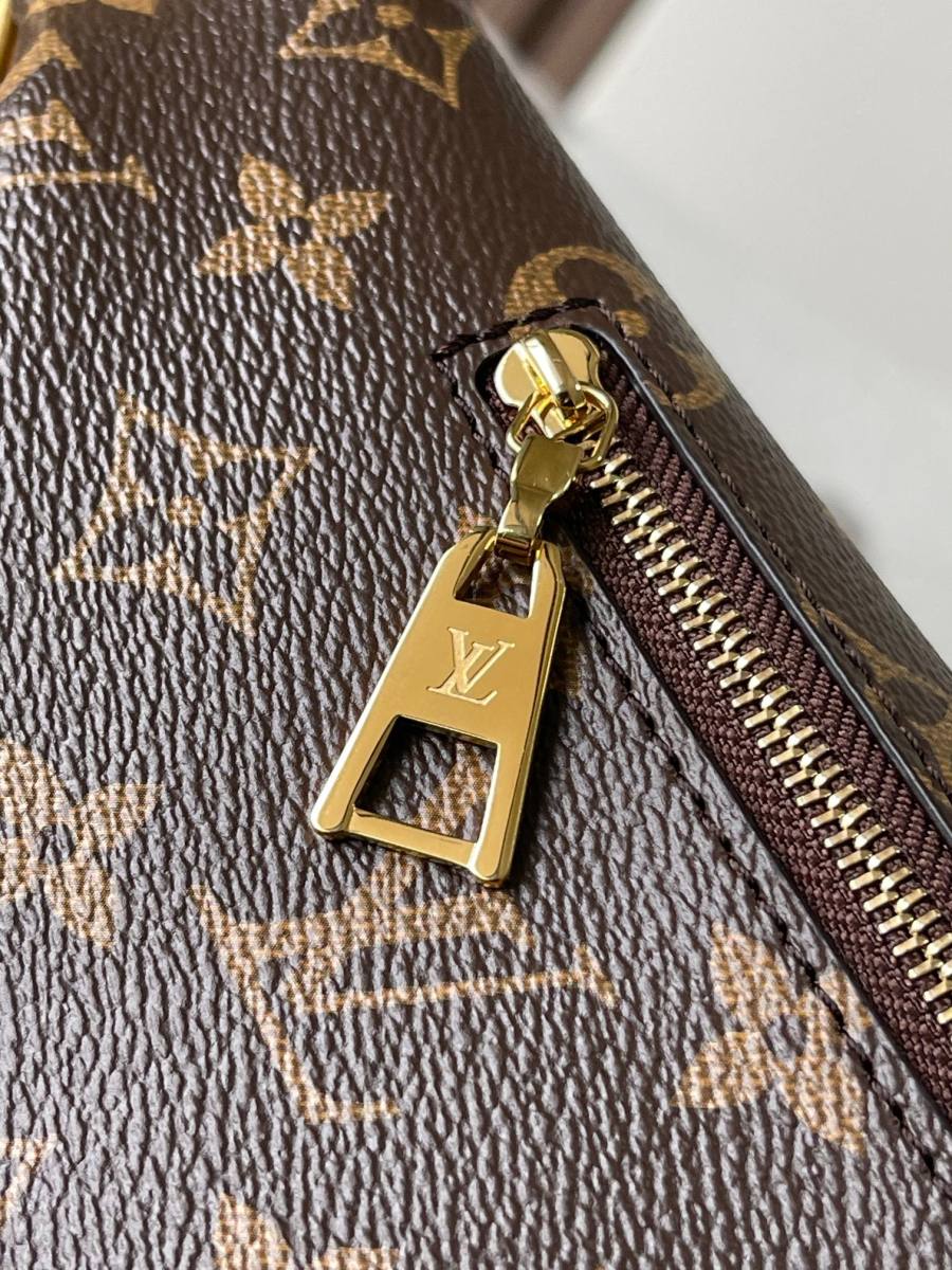 Louis Vuitton High Rise Bumbag M46784 37 x 14 x 9 Monogram 673B