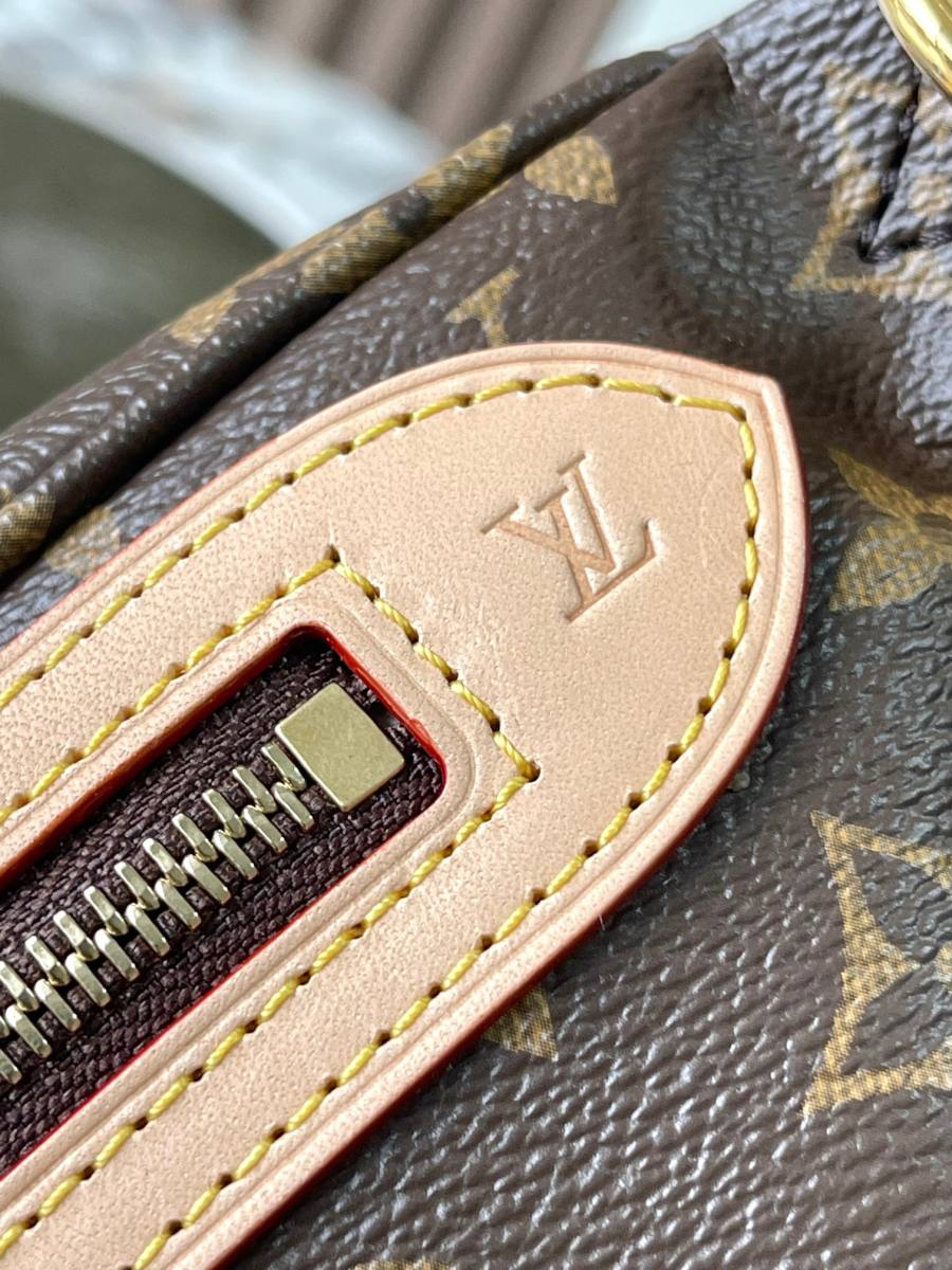 Louis Vuitton High Rise Bumbag M46784 37 x 14 x 9 Monogram 673B