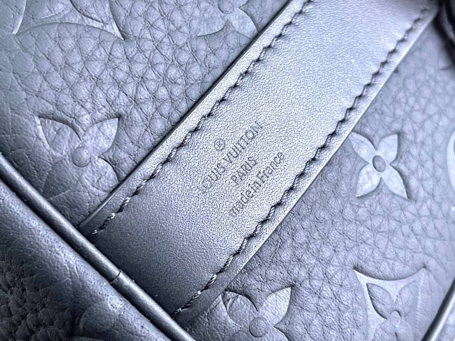 Louis Vuitton Keepall Bandoulière 25 M20900 25 x 15 x 11 285C