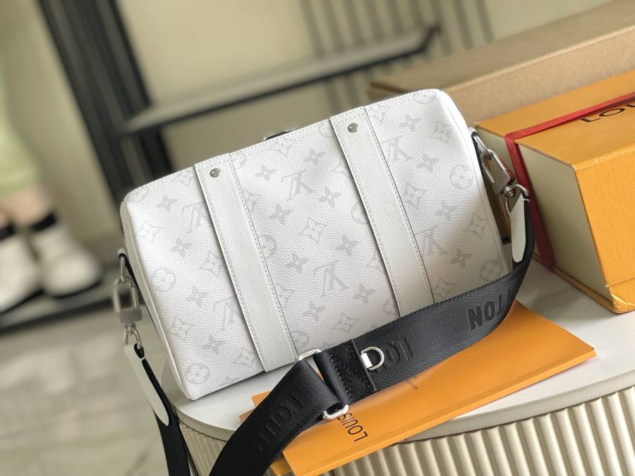 Louis Vuitton Keepall Bandoulière 25 M27644 27.5 x 16.5 x 15 D77B