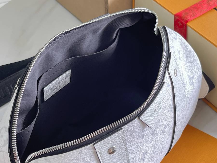 Louis Vuitton Keepall Bandoulière 25 M27644 27.5 x 16.5 x 15 D77B