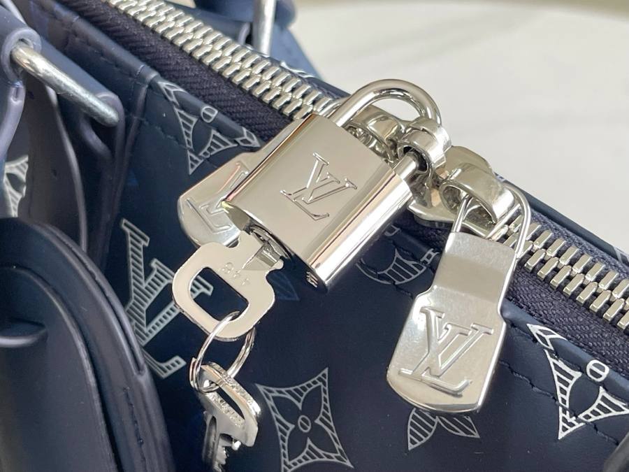 Louis Vuitton Keepall Bandoulière 50 M28836 50 x 29 x 23 BA2E