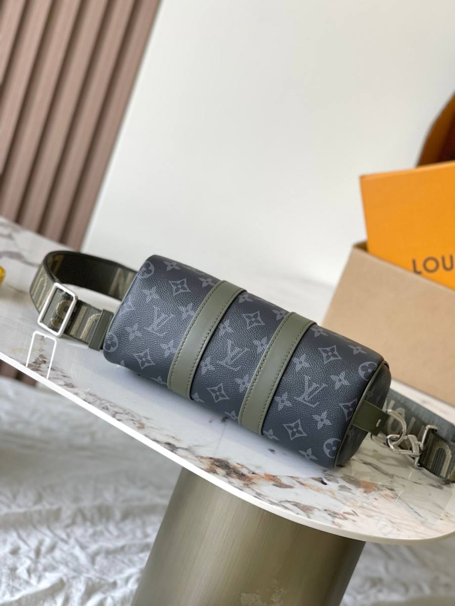 Louis Vuitton Keepall Bandouliere 25 M28638 25 x 15 x 11 499C