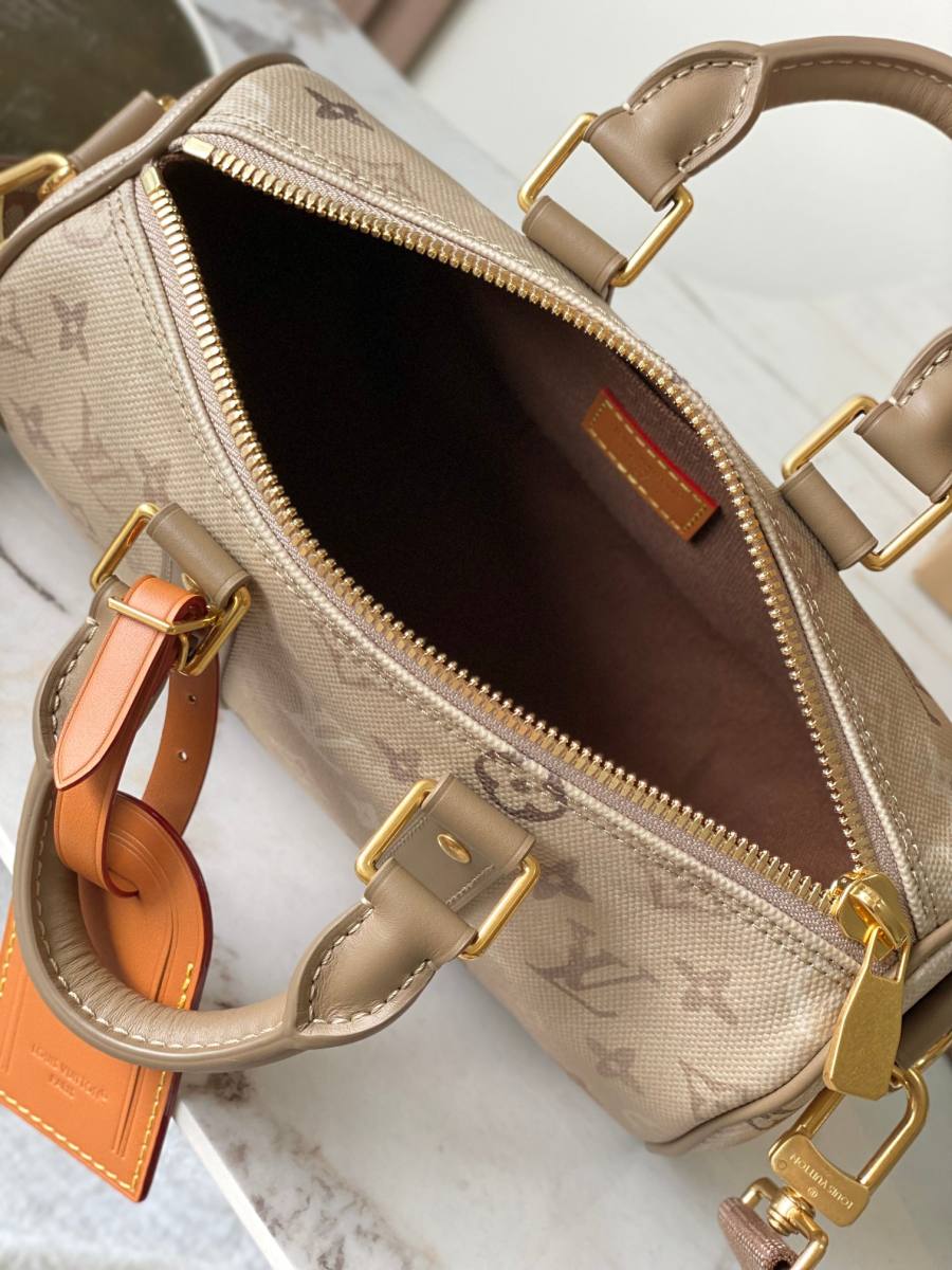 Louis Vuitton Keepall Bandouliere 25 M29272 25 x 15 x 11 04B8