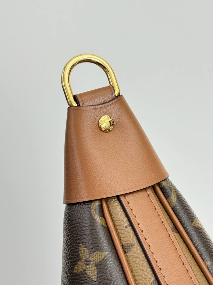 Louis Vuitton Loop Hobo M46311 32 x 28 x 12 Monogram 1F08