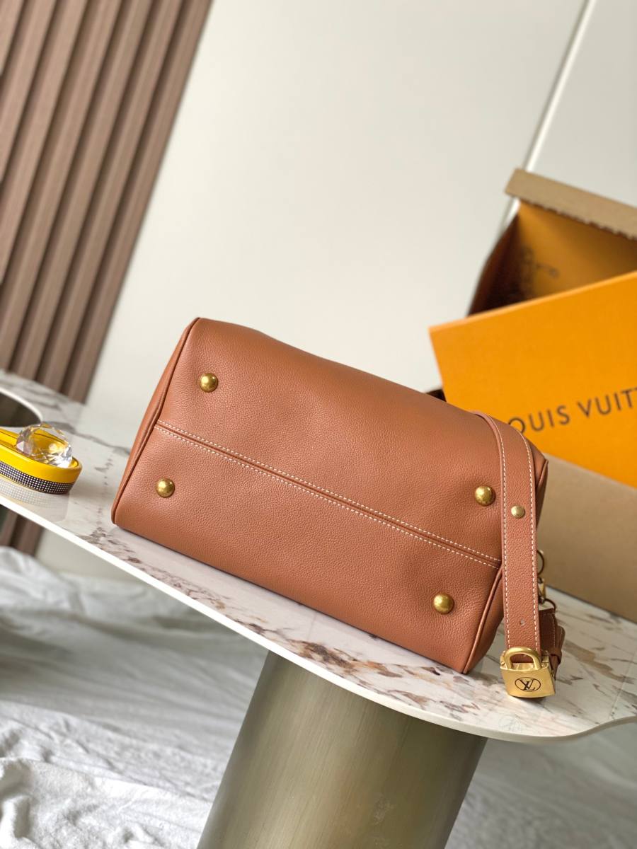 Louis Vuitton Low Key Speedy Soft 30 M24892 30 x 21 x 17 F5BF