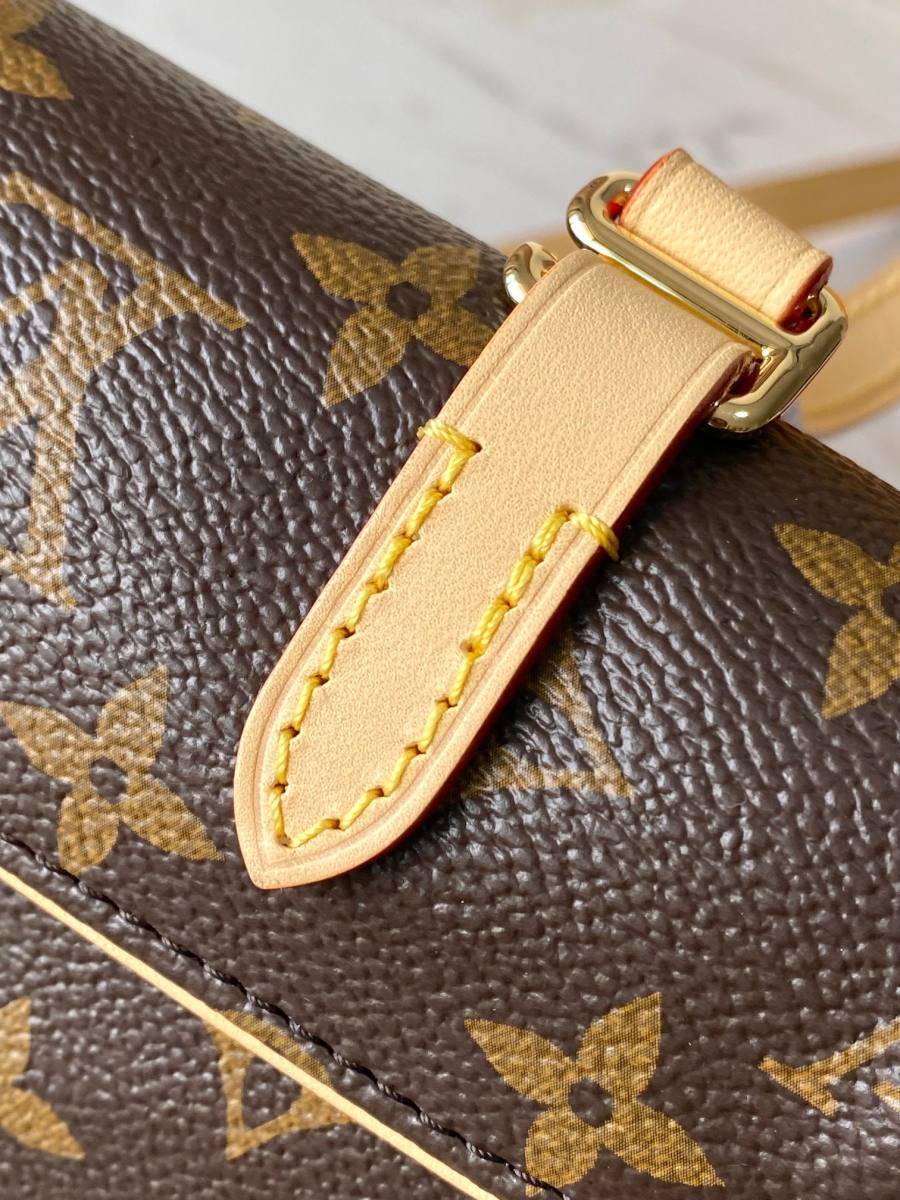 Louis Vuitton Marelle M28613 28 x 15.5 x 7 F8C0