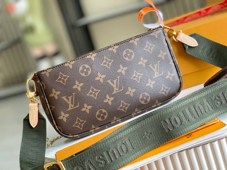Louis Vuitton Multi Pochette Accessoires M44813 Monogram 9393