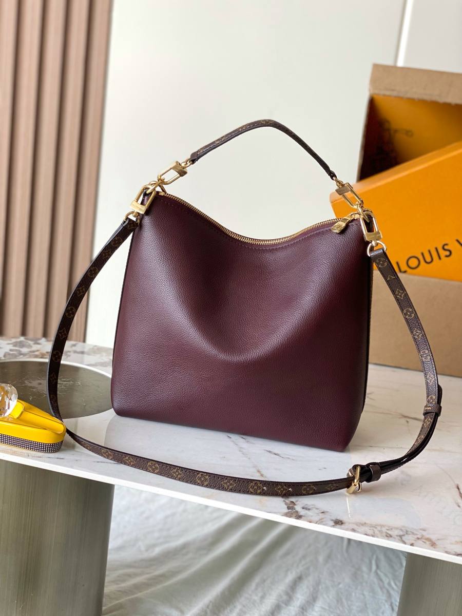 Louis Vuitton Multipass M3A258 Red D100