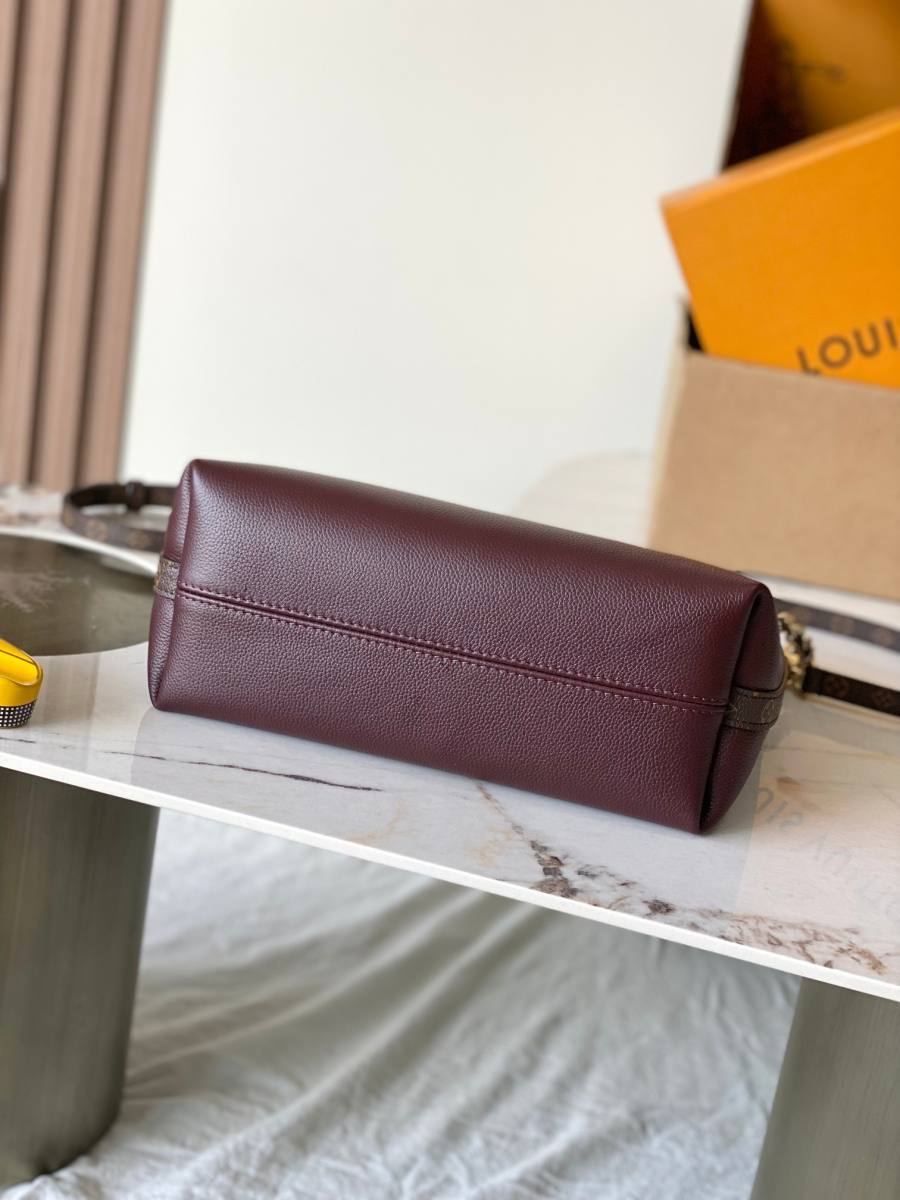 Louis Vuitton Multipass M3A258 Red D100