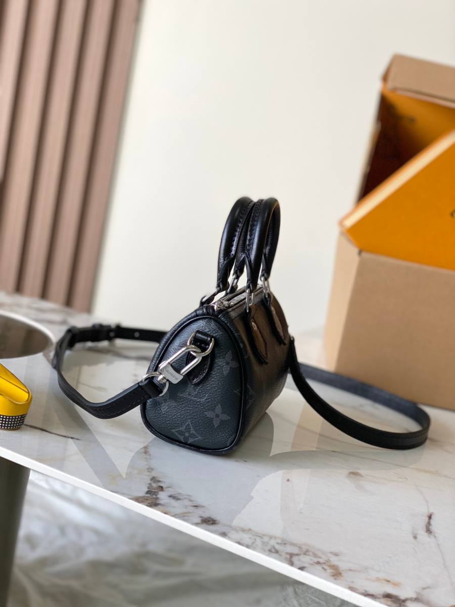 Louis Vuitton Nano Speedy M26573 16 x 11 x 9 69E8