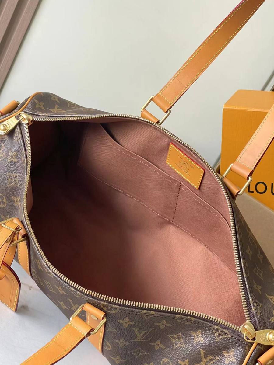 Louis Vuitton Needle Bag M28116 46 x 22 x 17 C943