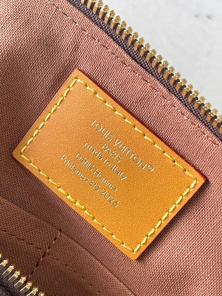Louis Vuitton Needle Bag M28116 46 x 22 x 17 C943