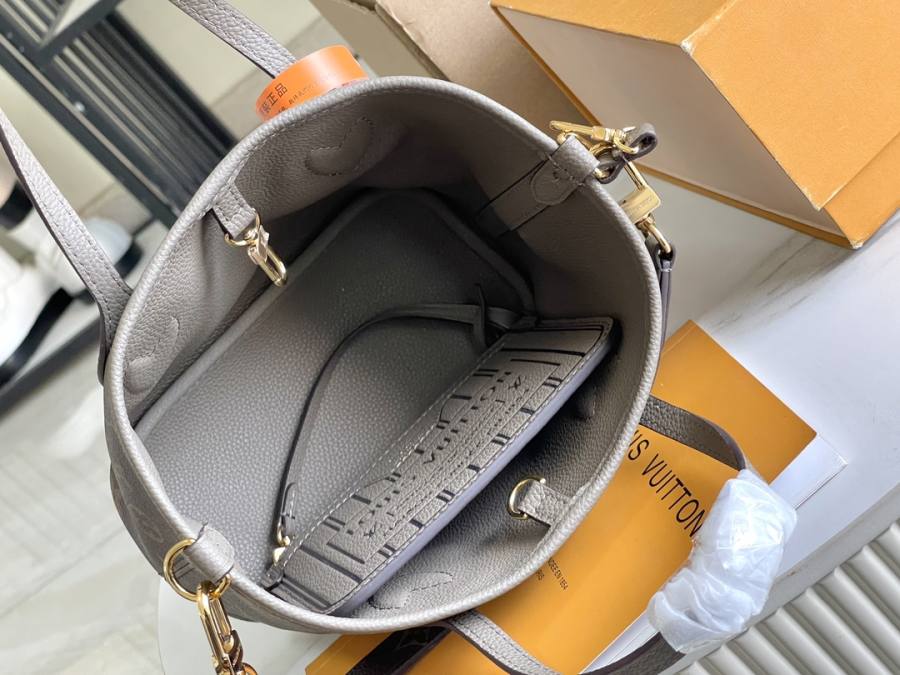 Louis Vuitton Neverfull BB M12109 24 x 14 x 9 FA1C